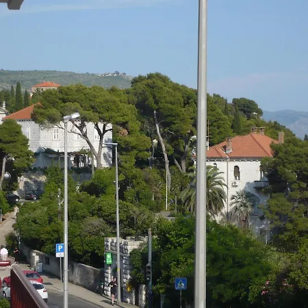 Daire Anita, Boninovo Dubrovnik